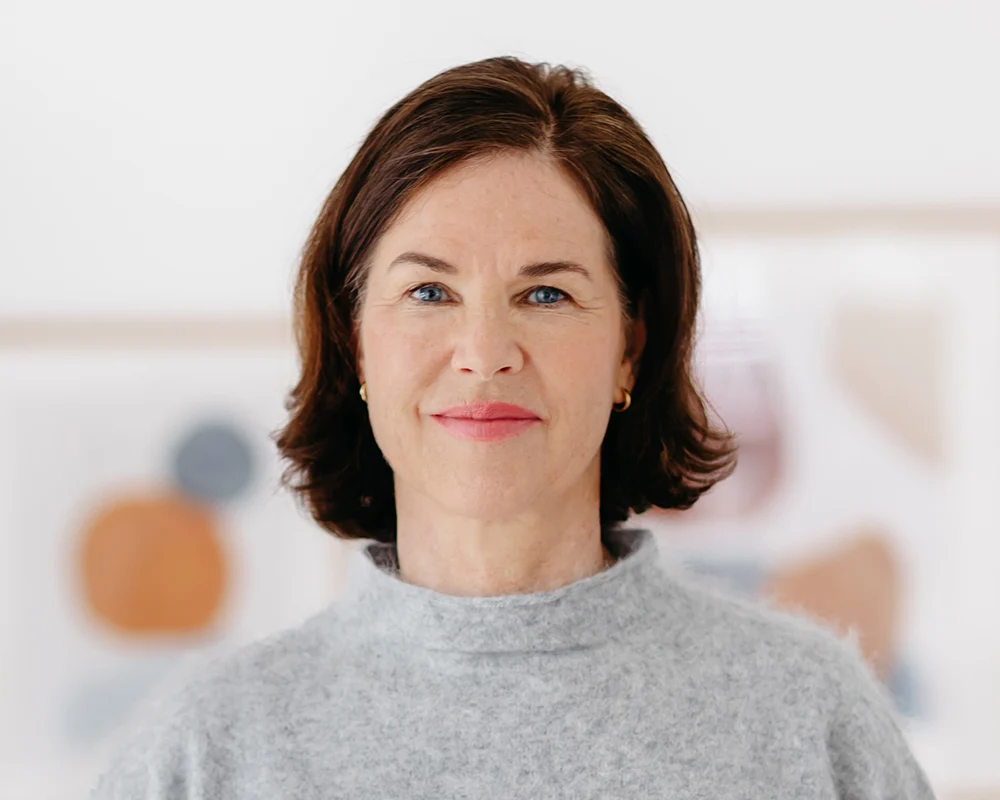 Ursula Zeppenfeld lächelt in die Kamera